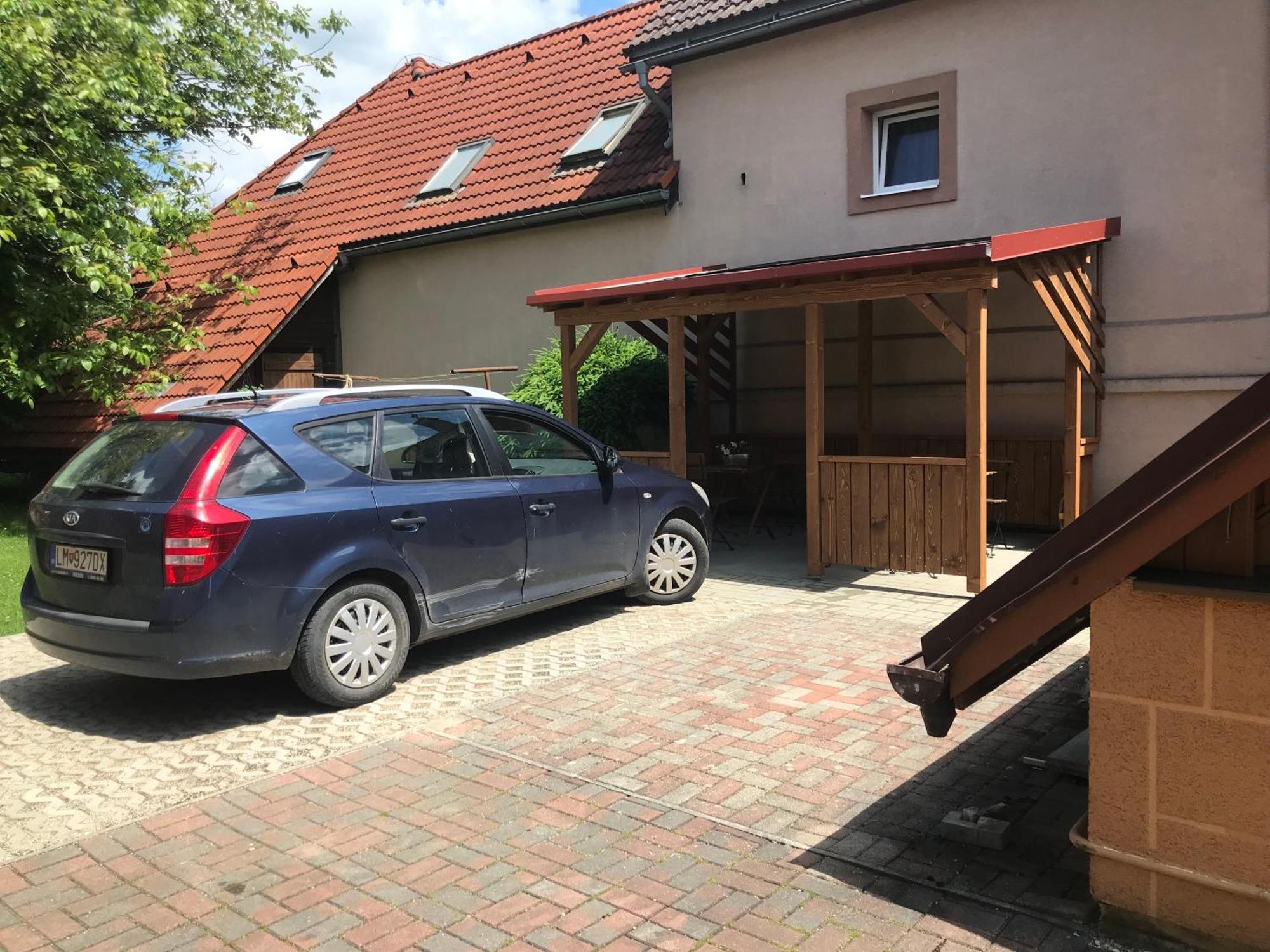 Privat Mini 307 Apartment Besenova Luaran gambar